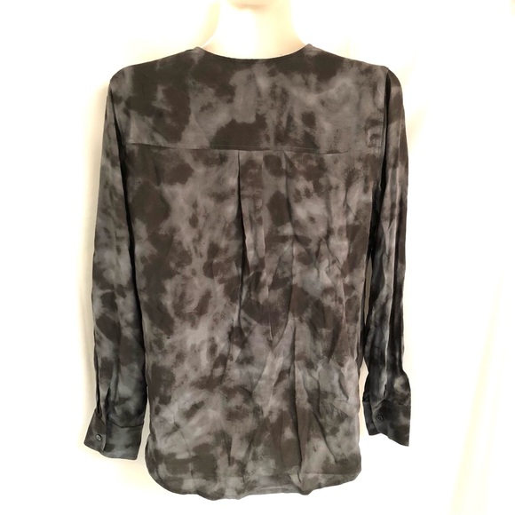 RAILS Hillary Crossover Blouse Black & Gray Slate Tie Dye - Picture 8 of 13